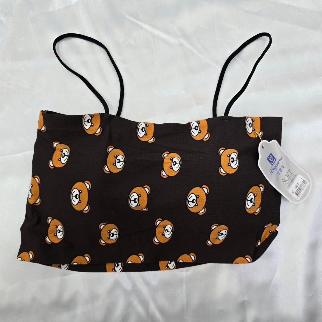 نیمتنه لیزری کاپ دار طرح کیوت aa جوراب؟