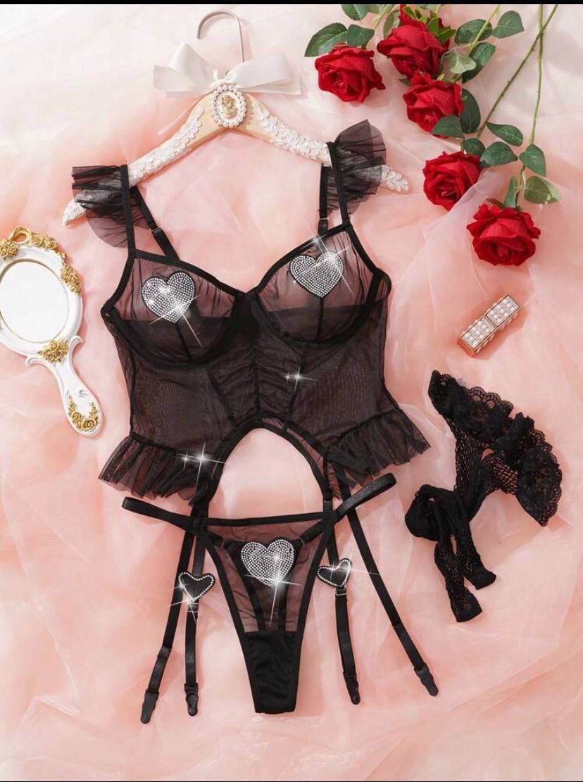 بادی ست قلبی جوراب‌دار و فنردار